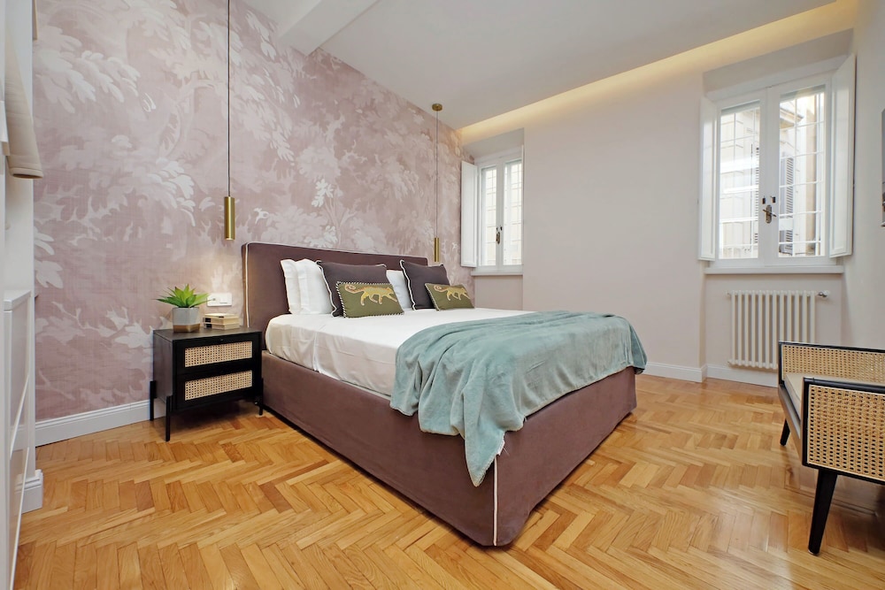 YCH-Luxury home near Piazza Venezia