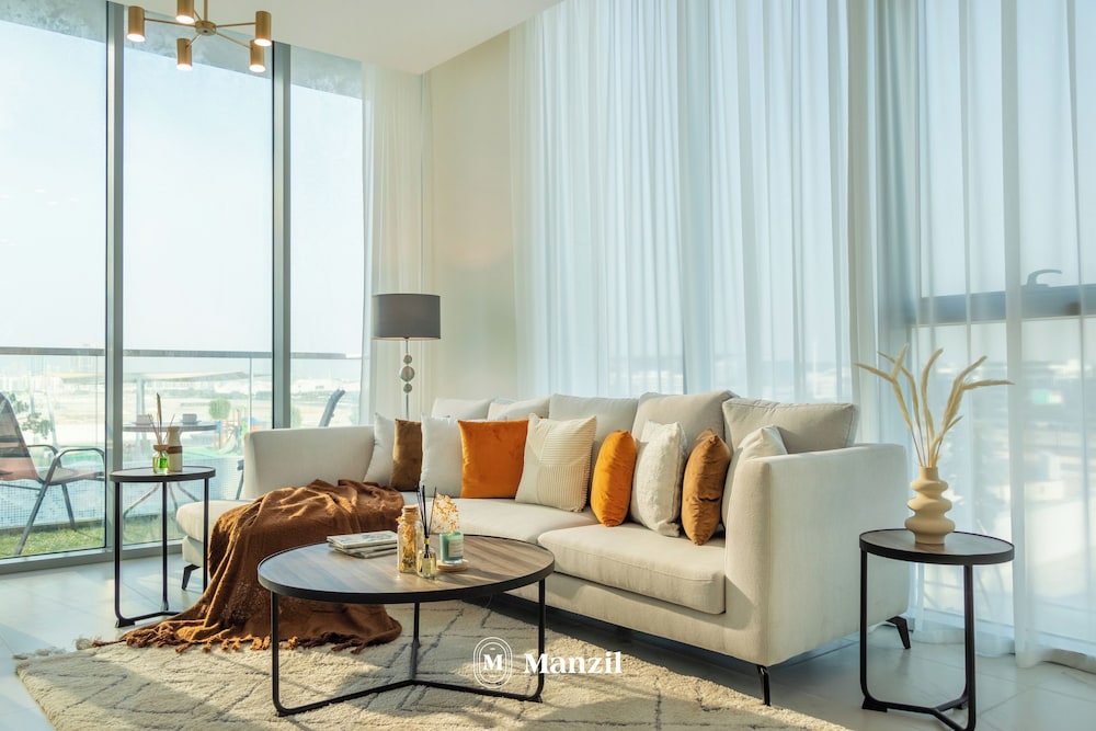 Manzil - Stunning 1BR with Lagoon Access
