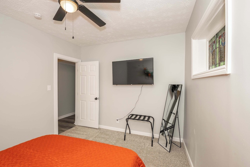 Modern Cincy Home - For 6