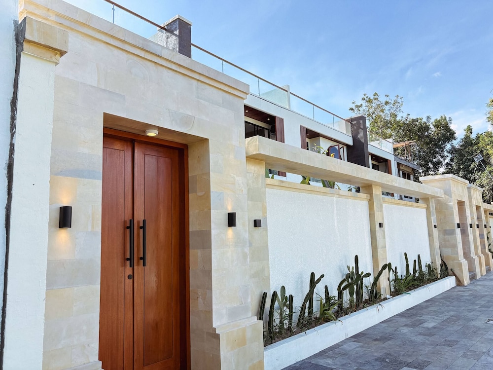 SLOKAYANA VILLAS