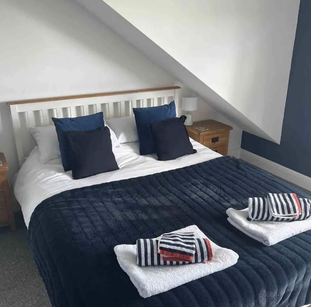 Orchard Lodge - Coastal Retreat view 2