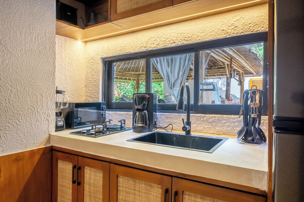 Sacred Jungle by EVDEkimi Ubud – Modern Villas and Apartments with Kitchens, Pools, & Personalized Concierge Service