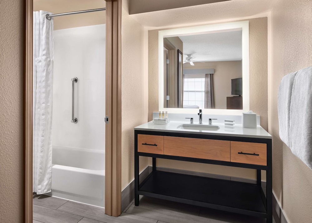 Homewood Suites by Hilton Baltimore-BWI Airport - Property Image 1