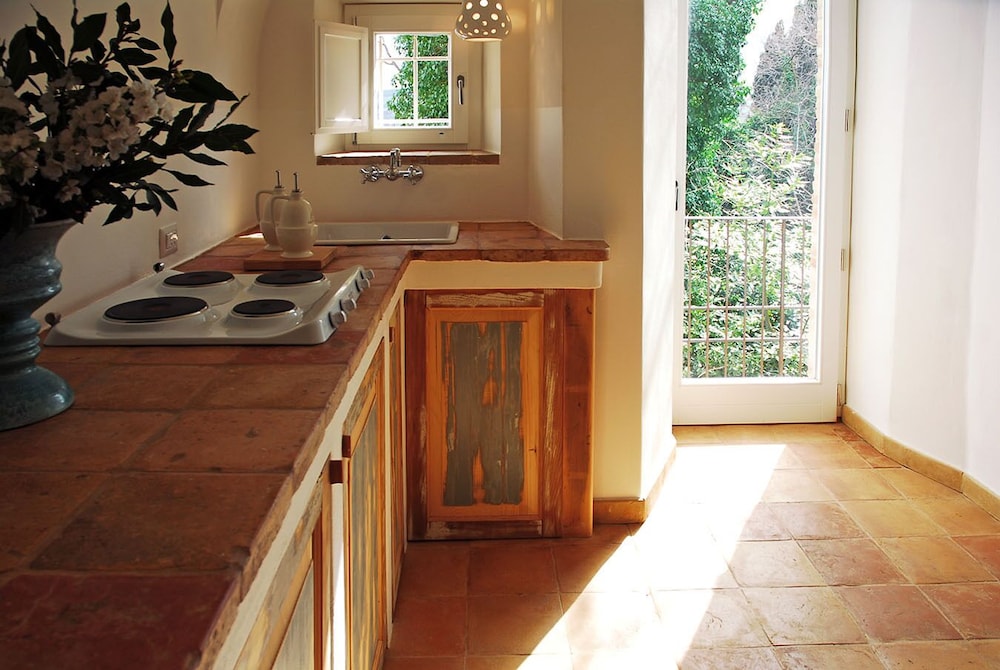 Castello di Granarola Relais – Adults Friendly