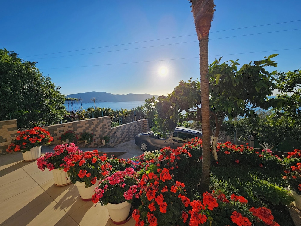 Villa Meminaj Vlore, Sea View and Garden, Vlore