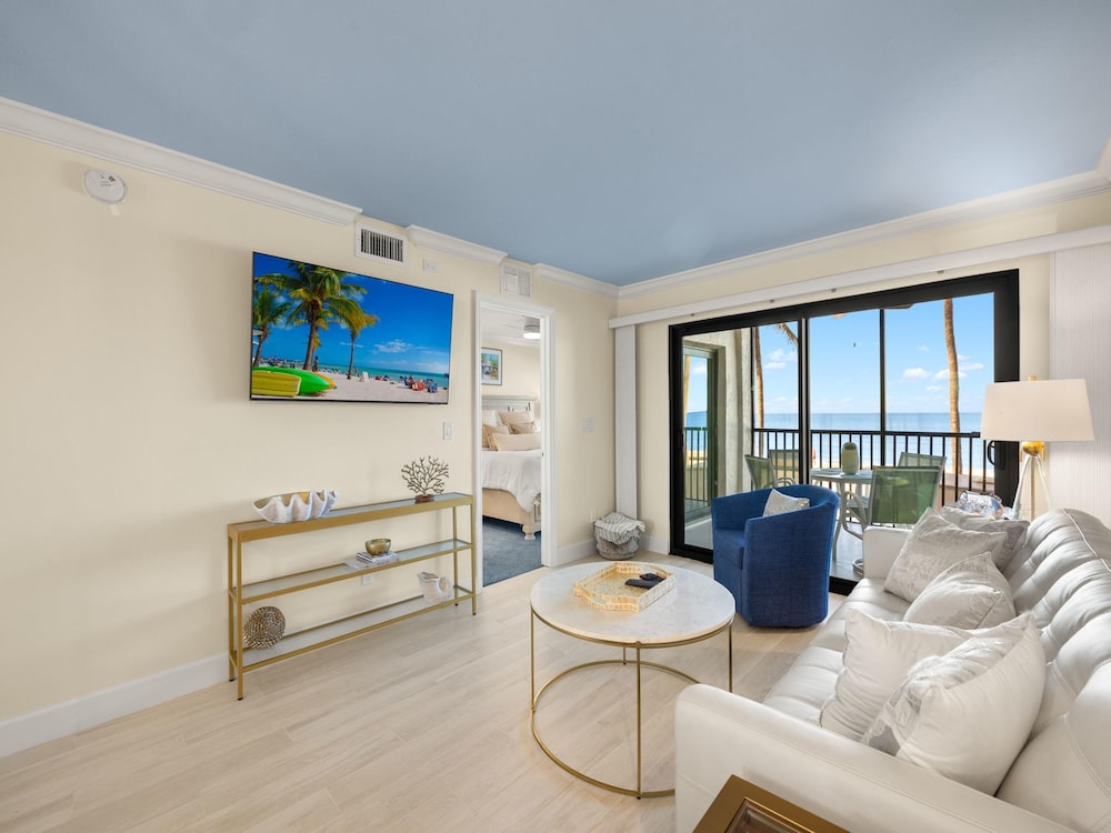 Seaside 1 by Distinctive Beach Rentals