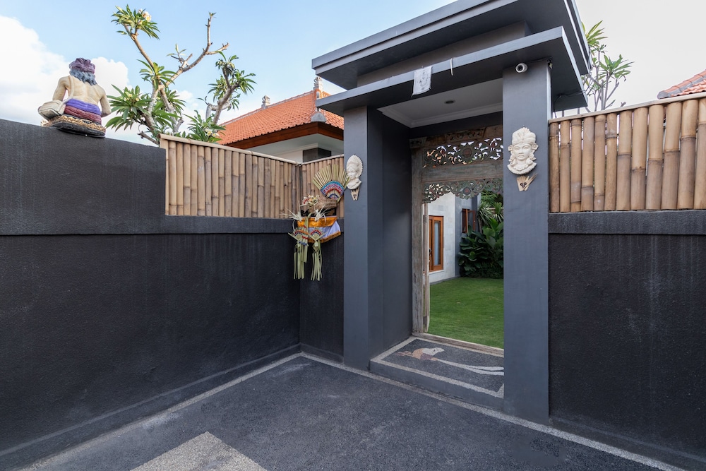 Villa Four Elements view 3