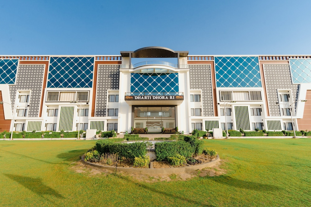 Bikaner Vacations - Dharti Dhora Ri - A Sand Dune Resort - Property Image 4