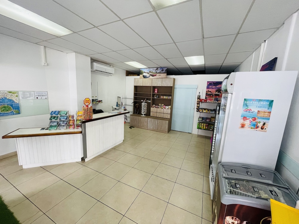 Mahana Lodge Hostel & Backpacker