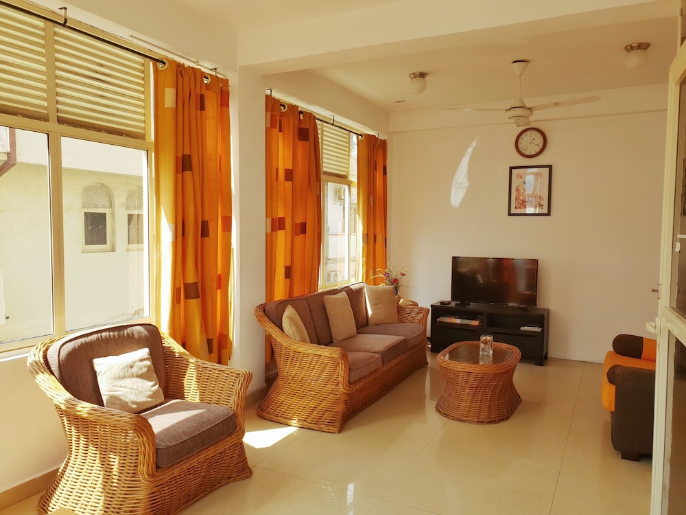 Halahouse Colombo