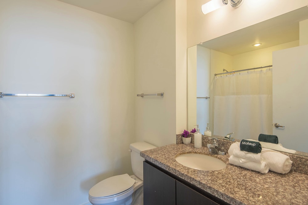 ROVE LIVING/KL - Roosevelt Point