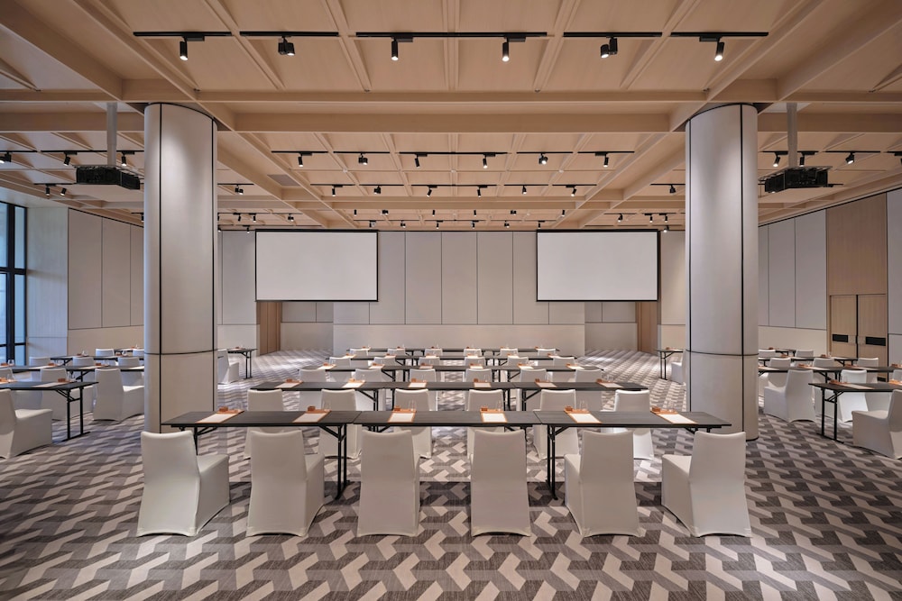 Hyatt Centric Zhongshan Park Shanghai 19