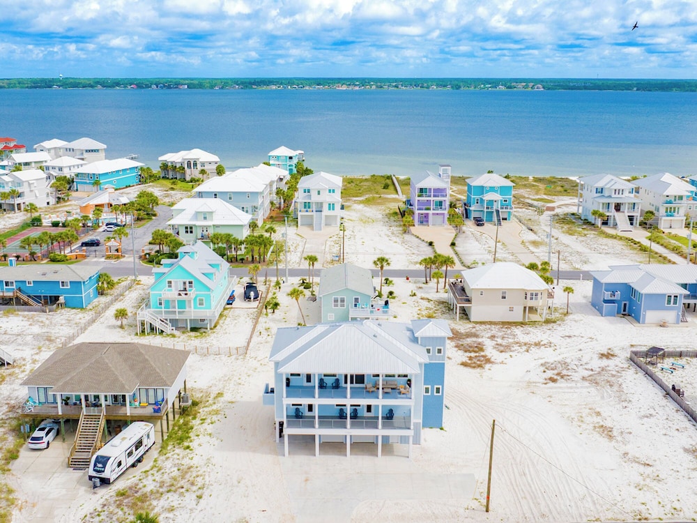 Navarre Dreams by Southern Vacation Rentals