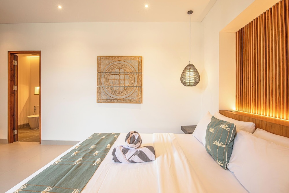 Opulent 6BR Villa, 400m From Canggus Golden Shore