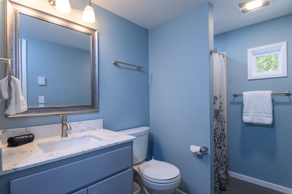 Bridges 76 2 Bedroom Condo