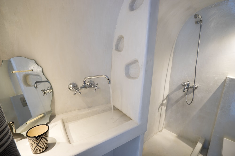 Gaia Suites