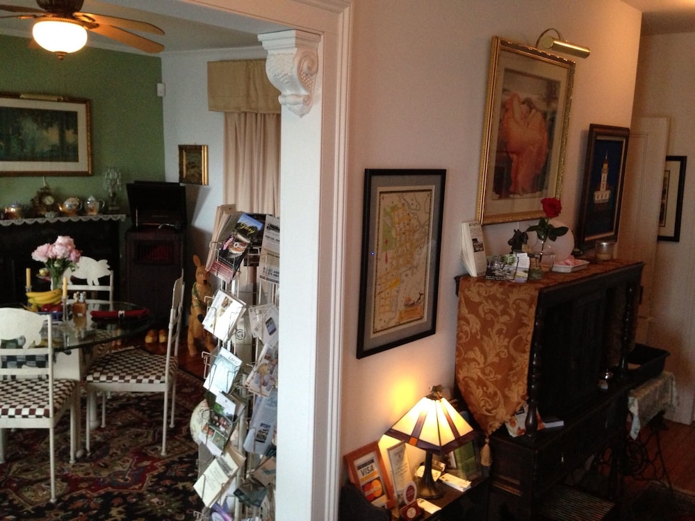 Stirling House Bed & Breakfast view 2