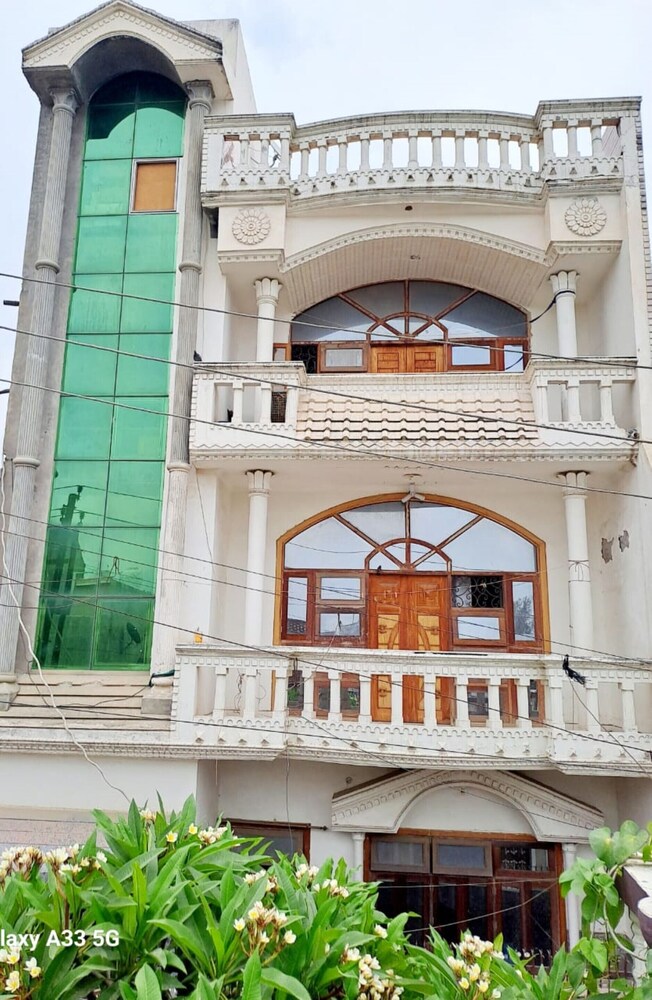 Lord Krishna Home Stay Mathura