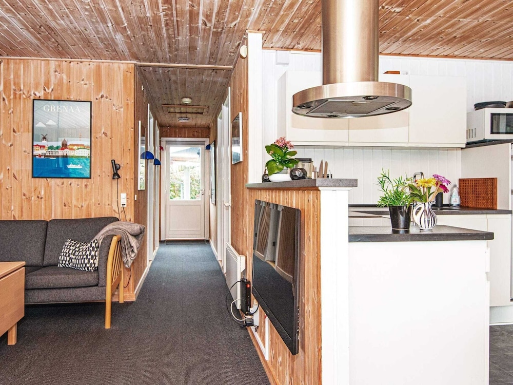 8 Person Holiday Home in Glesborg view 3