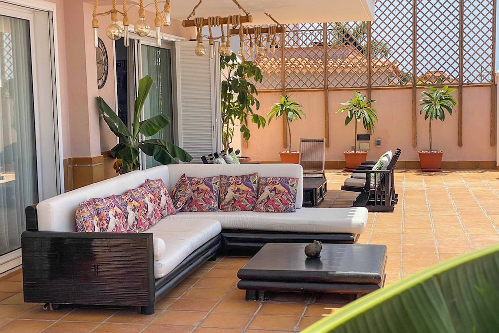 Villa Blossom