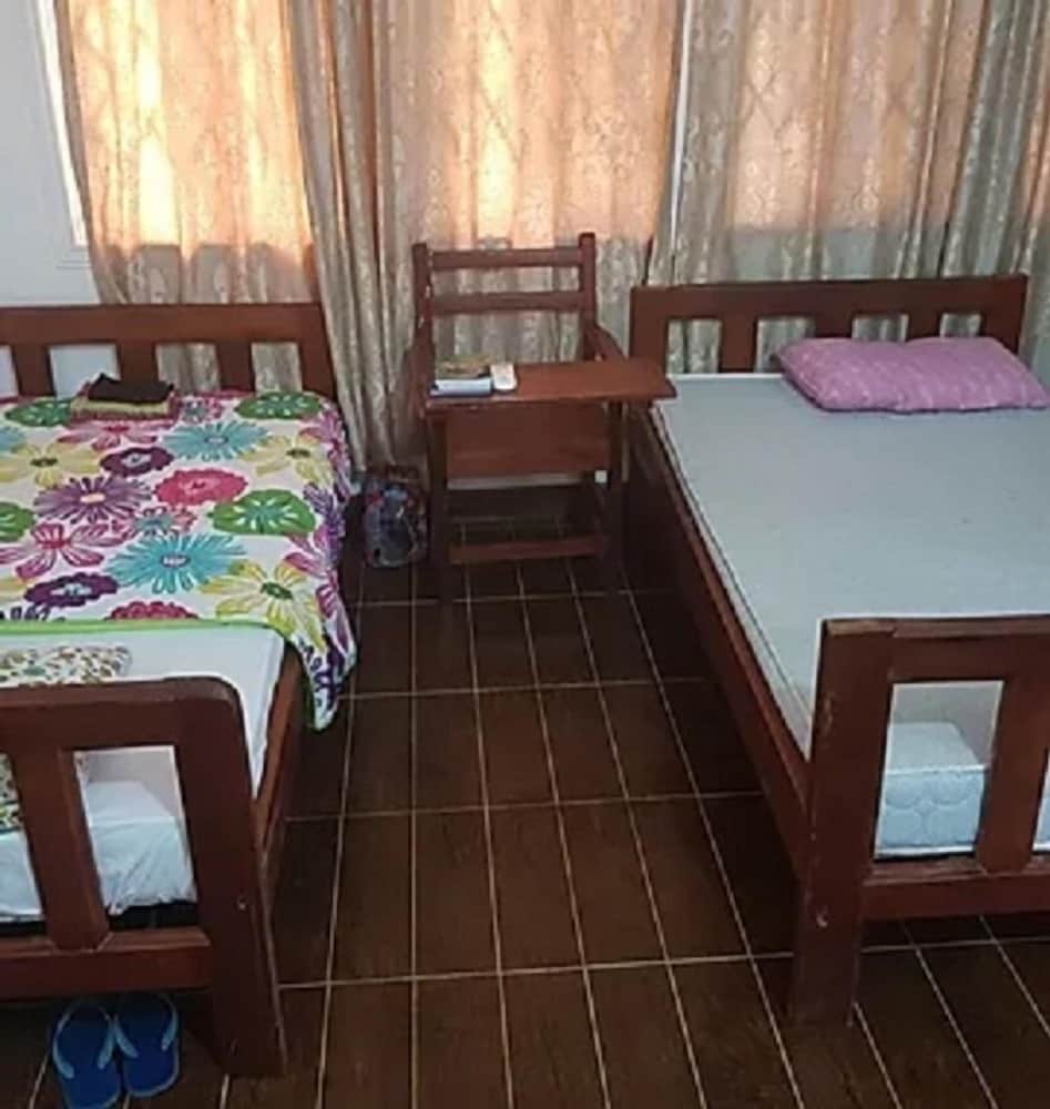 JBK Hostels Adjirinaganor view 5