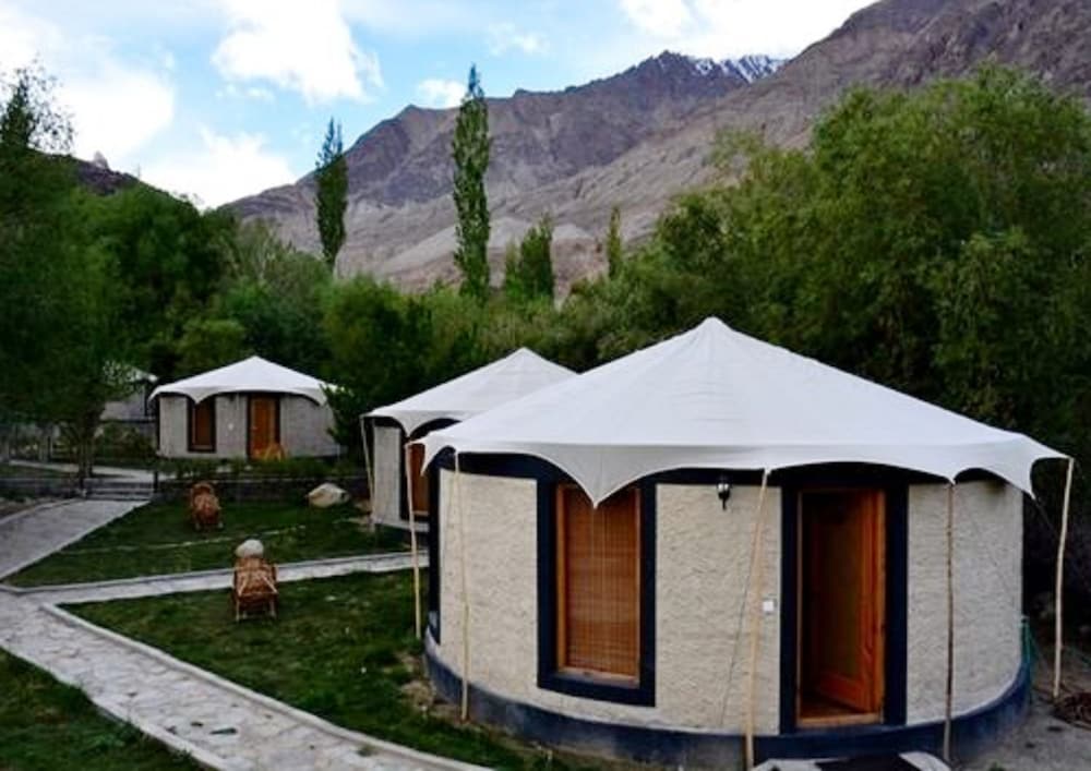TIH Mystique Meadows Earth Homes