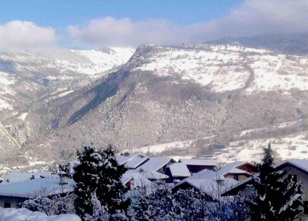 Studio in France With Ski Slope Access