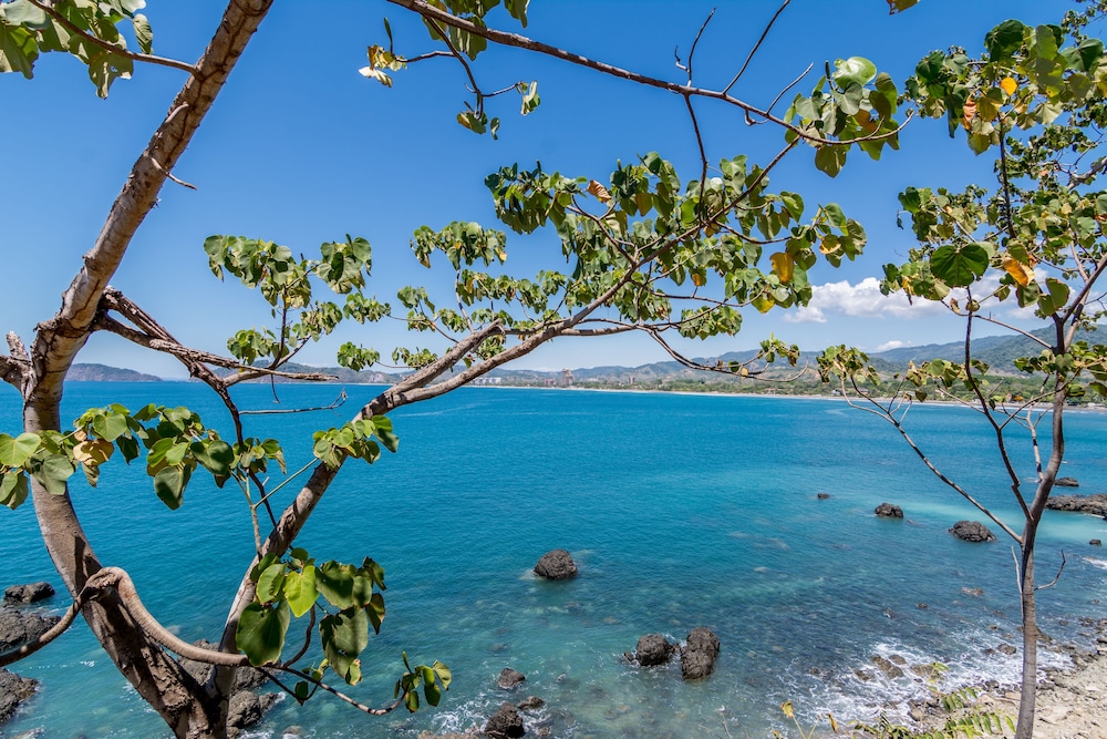 Club Ibiza - Party Hotel & Beach Club