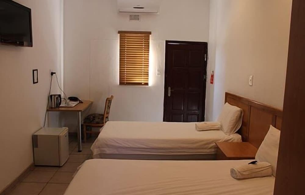 Ekamuti Town lodge view 3
