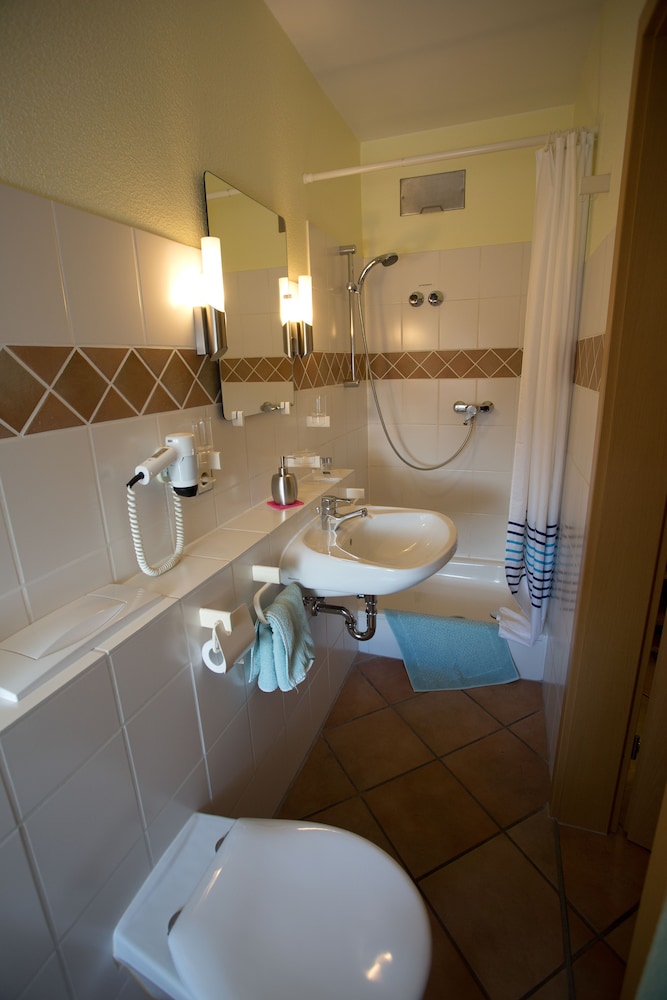 Hotel Garni Schneevoigt - Property Image 3