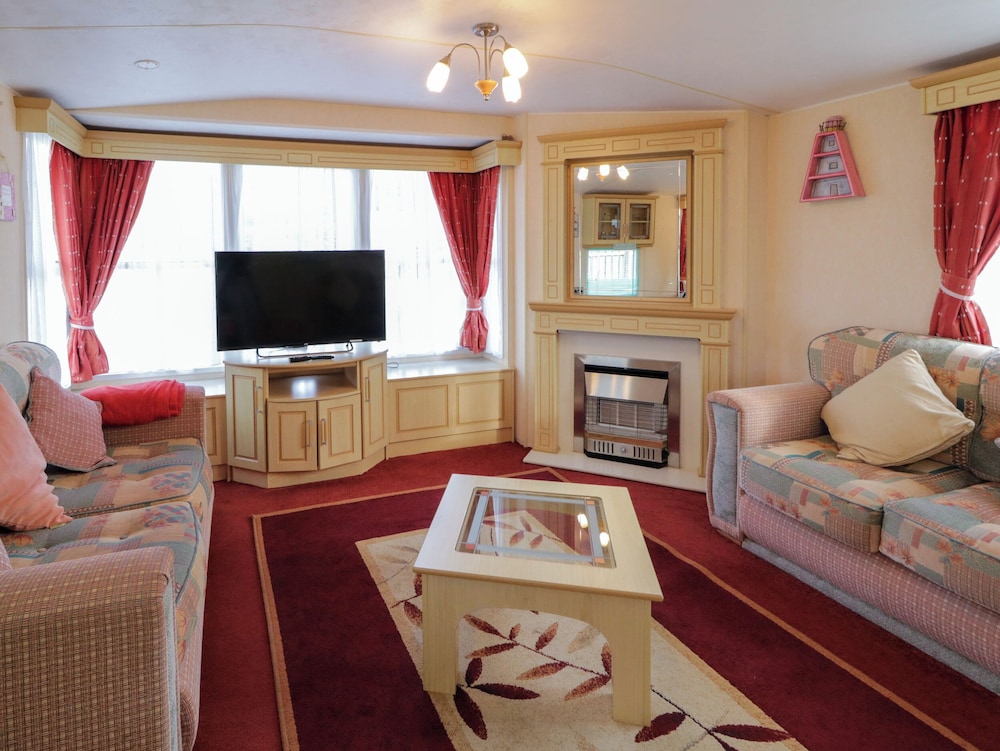 Meric Stone Holiday Lets Caravan 1
