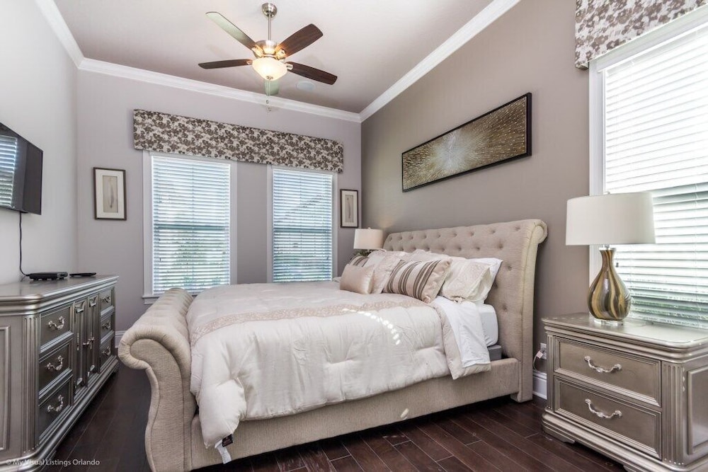 Lavish Reunion Resort Pool With Theater Room! 7 Bedroom Villa by RedAwning - Image 4