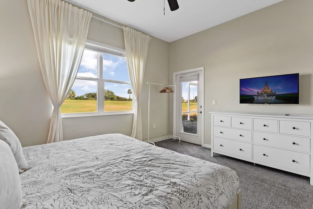 No Stairs 2BR Apartment at Champions Gate