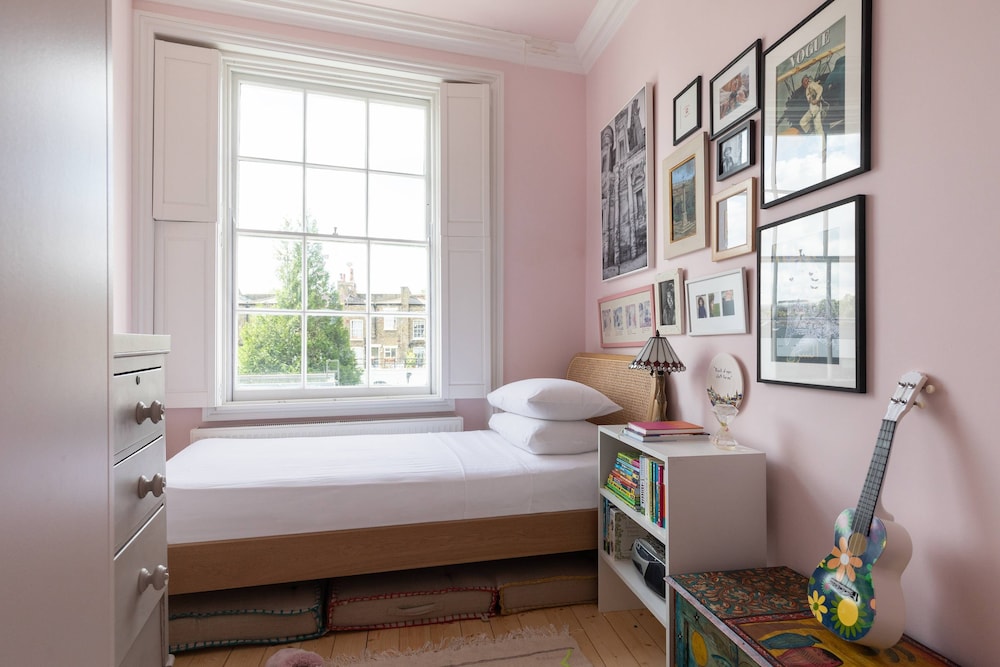Lyme Terrace by Onefinestay