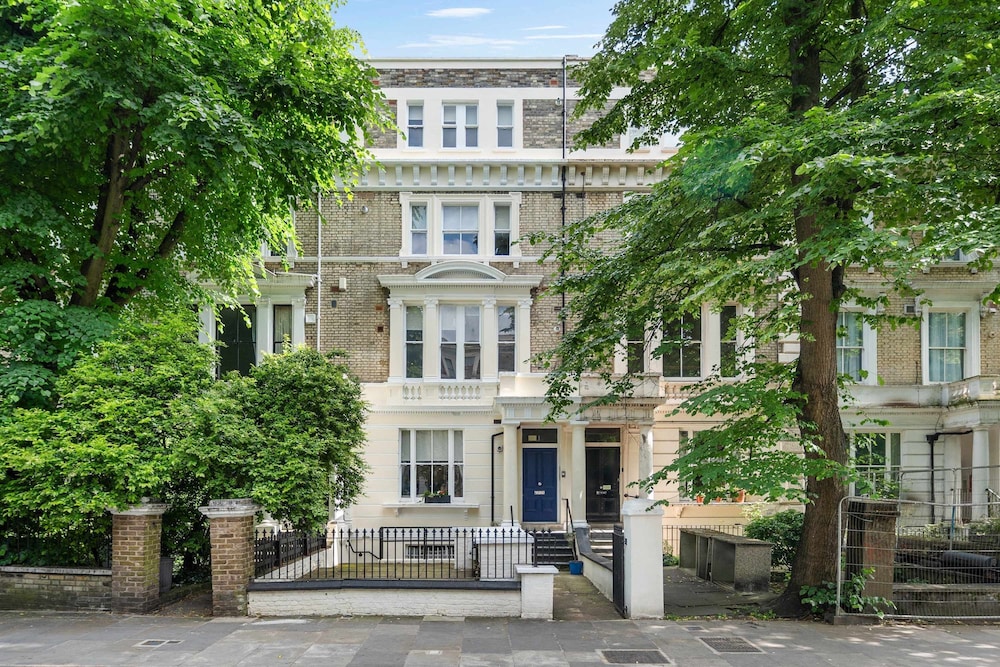 2-bed Notting Hill Apartment With Garden Access