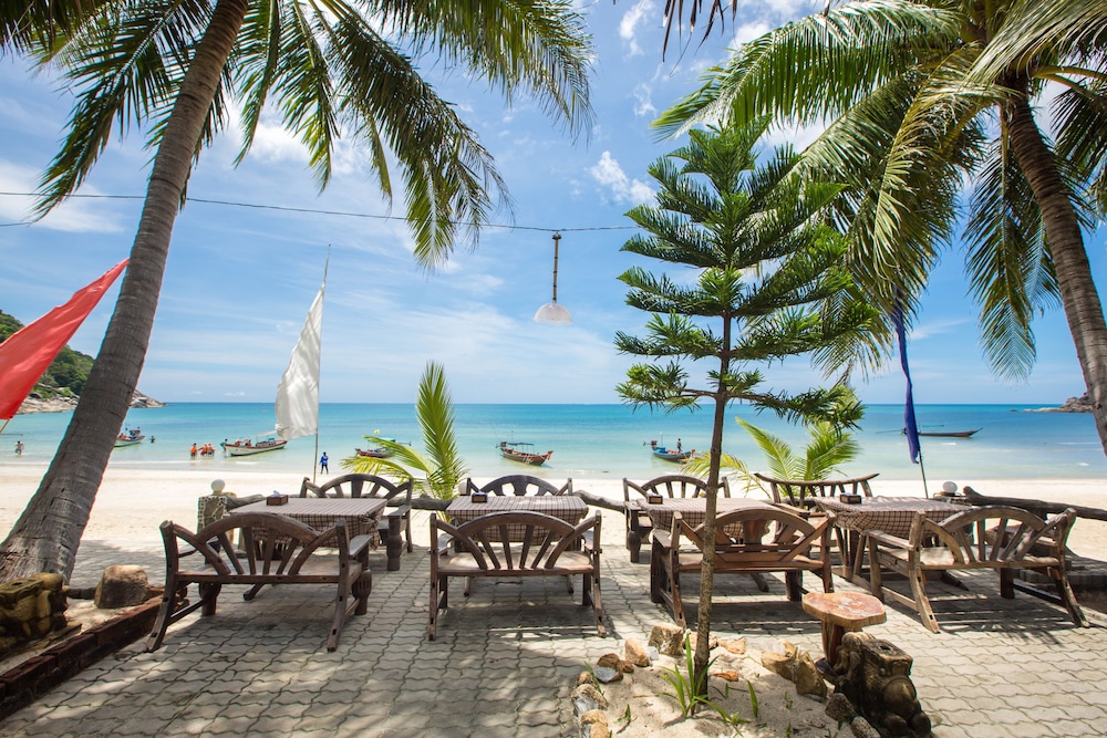 Bottle Beach 1 Resort