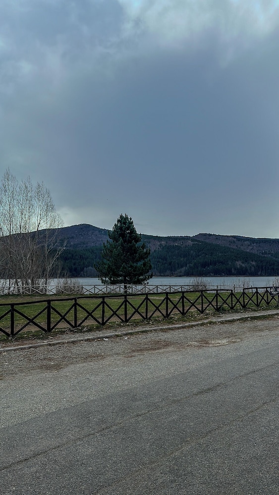 Casa Vacanze in montagna con Vista e Giardino Privato