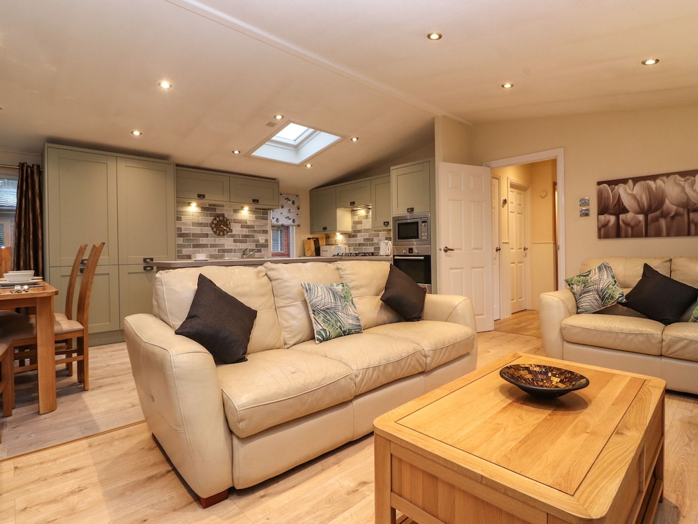Wainwright Lodge