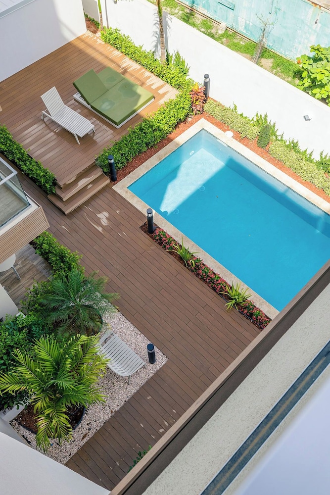 Beachside Residences