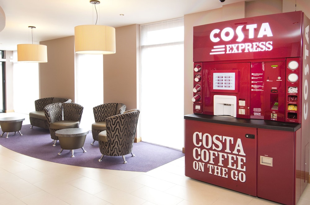 Premier Inn High Wycombe Central, photo 12