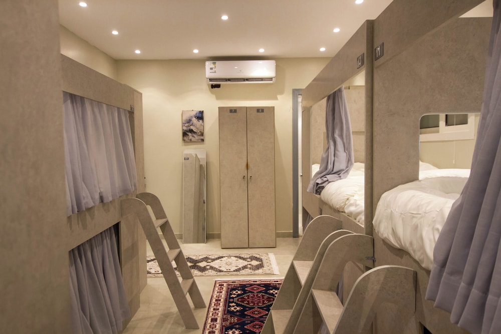 LuxHostel