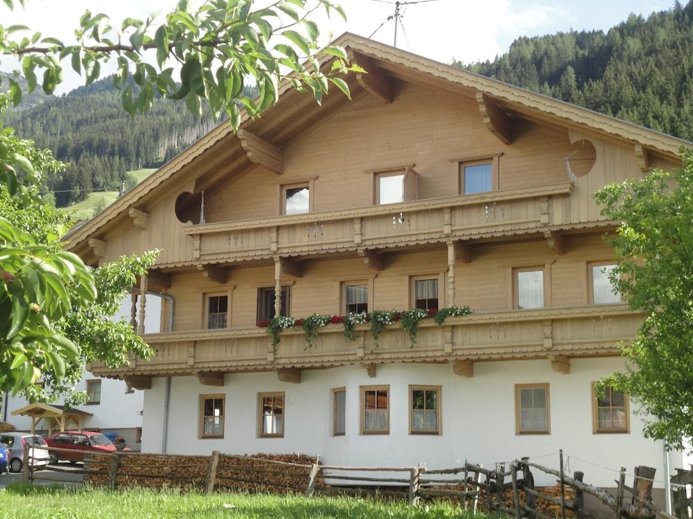 Apartments Klammerhof