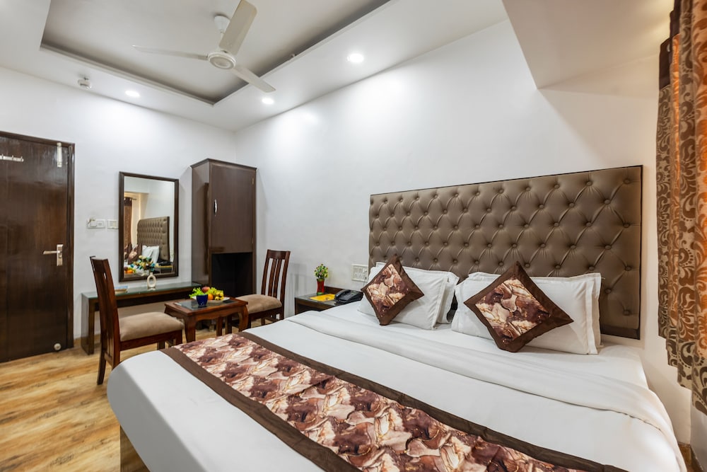 Hotel Kabeer New Delhi Railway Station