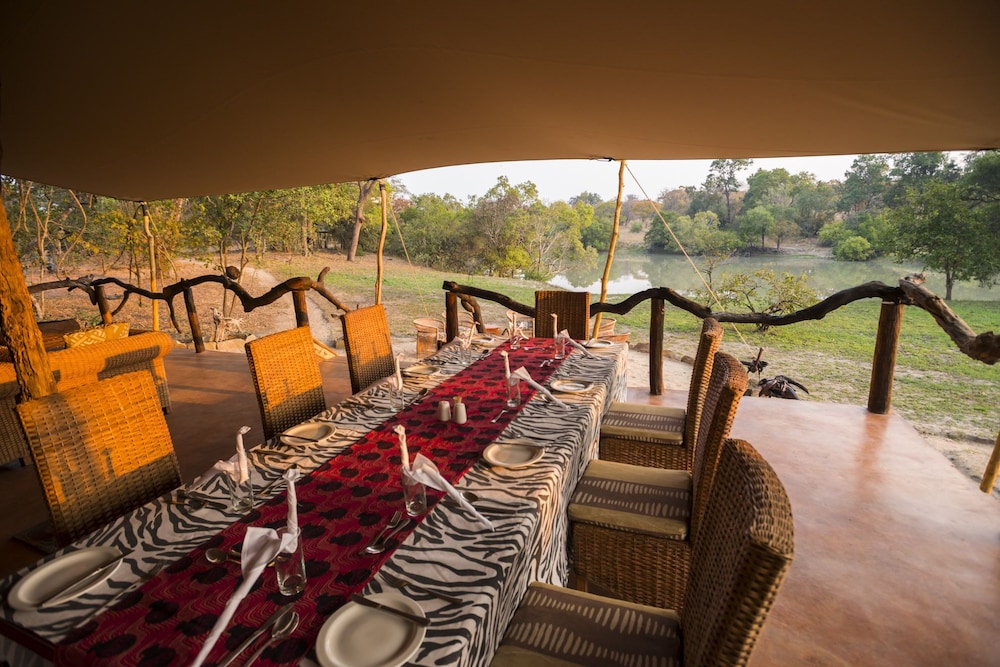 Mukambi Fig Tree Bush Camp – All Inclusive