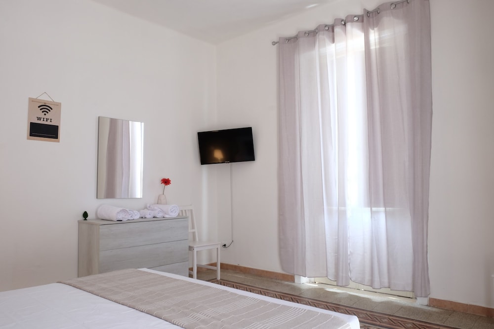Myia Apartment A by Wonderful Italy