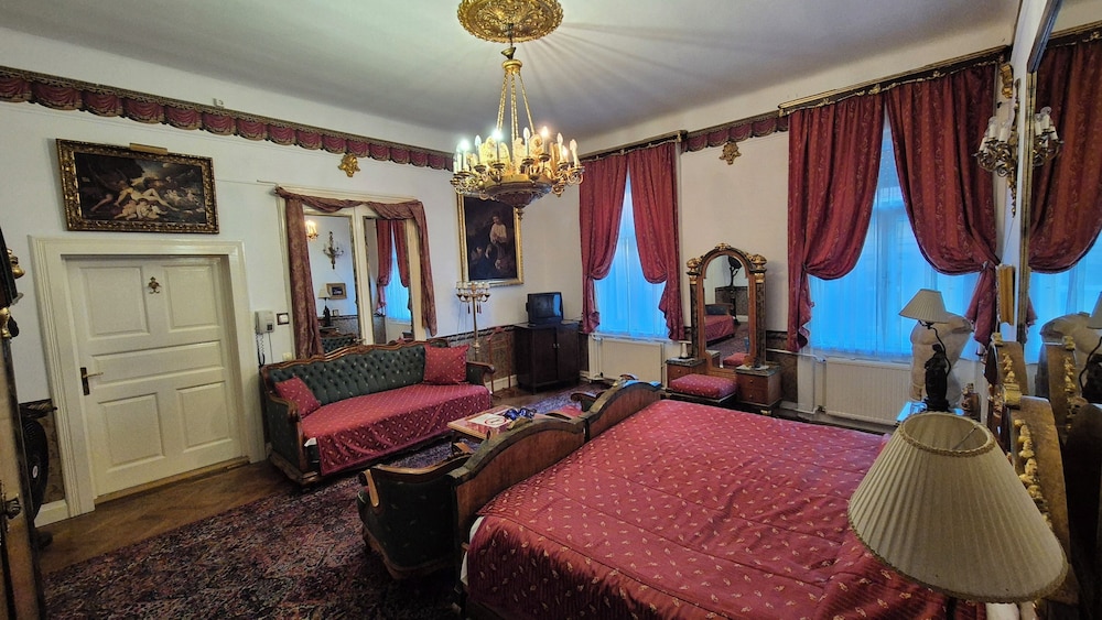 Imre Guest House