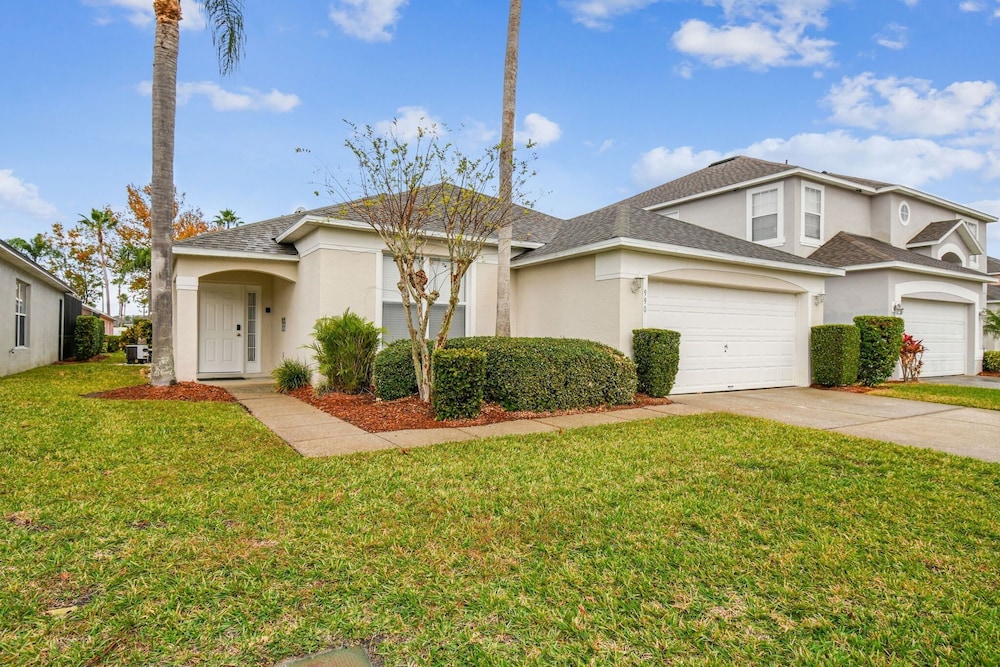 Home w/ Private Pool & Game Room - Near Disney!