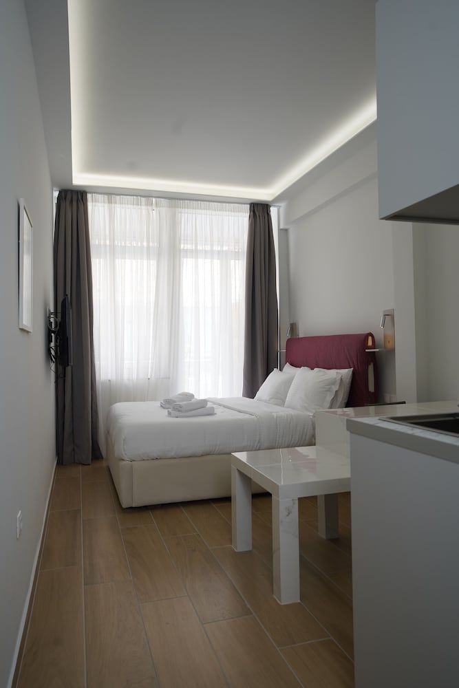 Tip Top Suites
