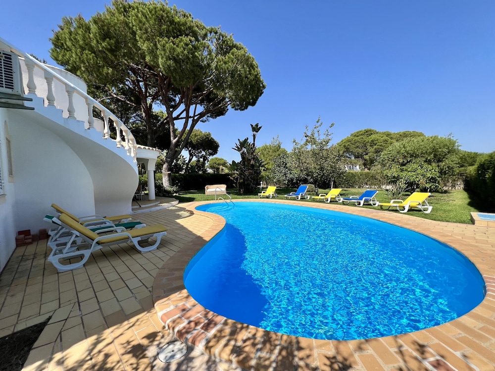 Vilamoura White House Villa by Homing