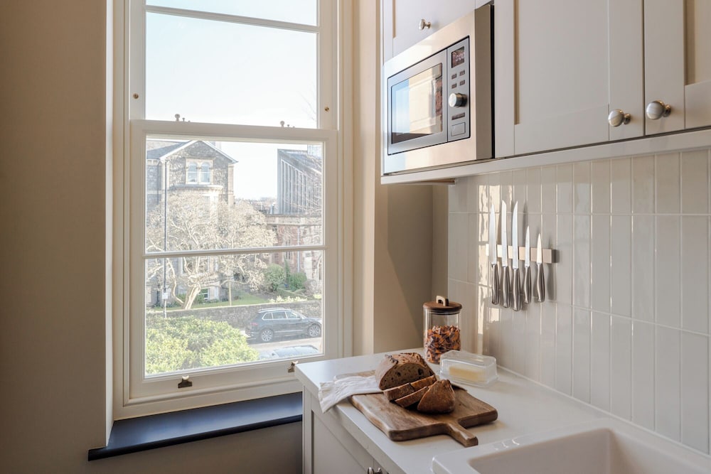 Your Apartment - Pembroke House